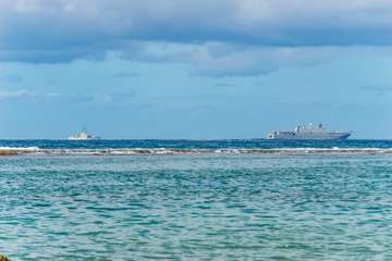 Cuatro países participan en ejercicios de desembarco frente a Las Canteras (Foto Antonio Rico)